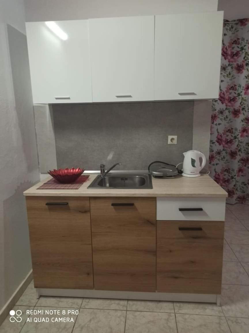 Amadeus Hawaii Apartments & Studios Sidari  Room photo